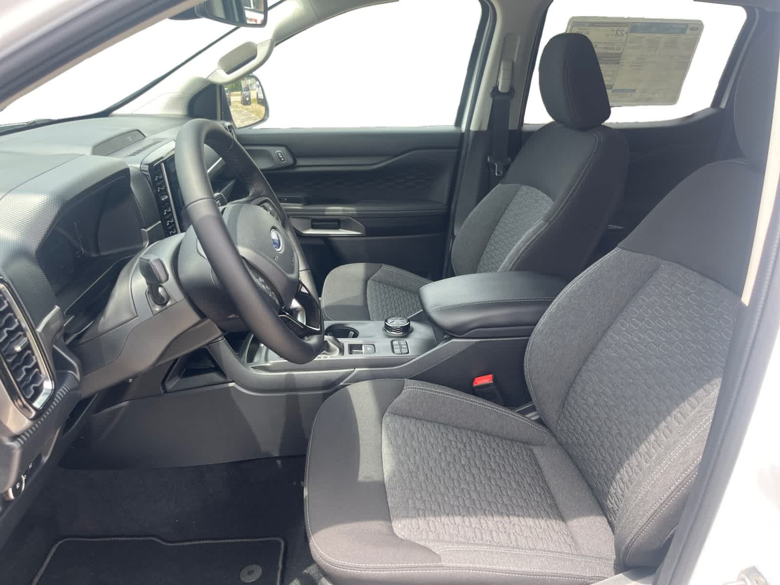 2024 Ford Ranger XLT photo 9