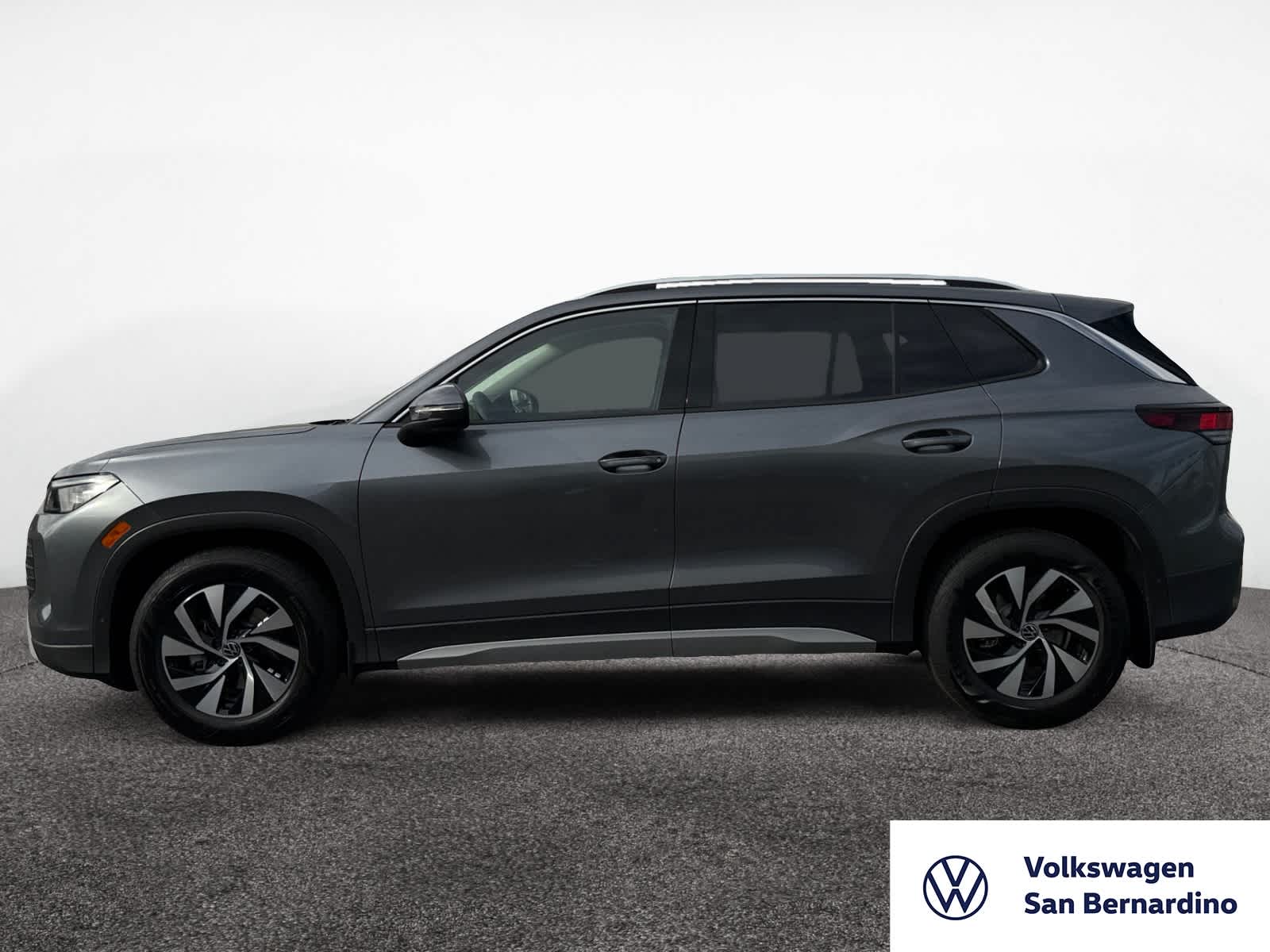 2026 Volkswagen Tiguan S photo 2