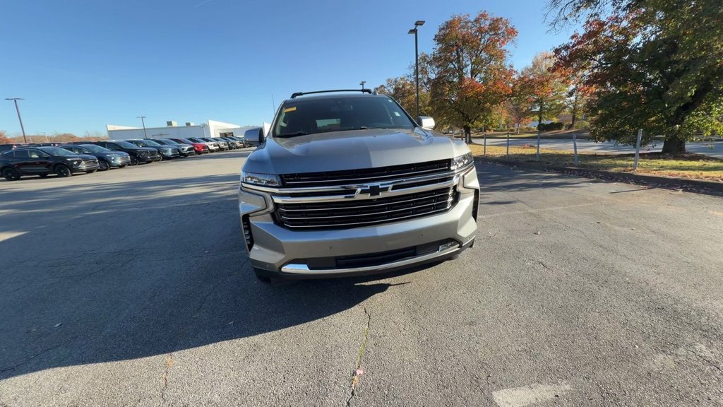2022 Chevrolet Tahoe LT photo 2