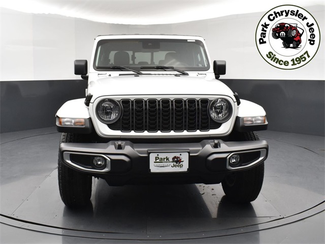 2025 Jeep Gladiator Sport photo 2
