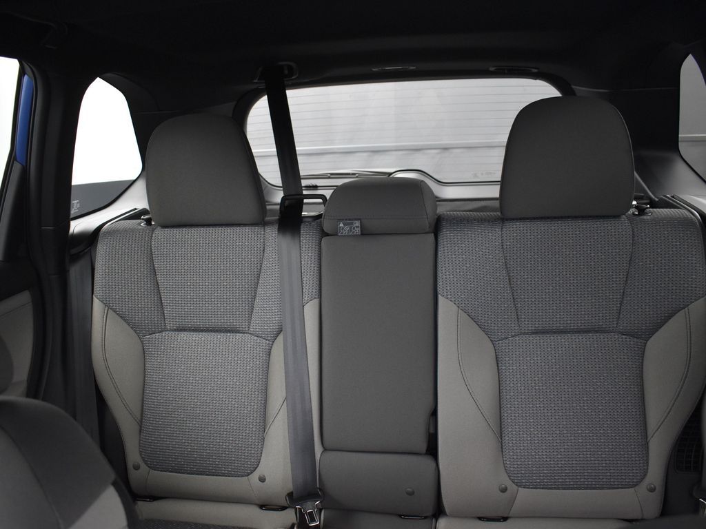 2025 Subaru Forester Premium photo 18