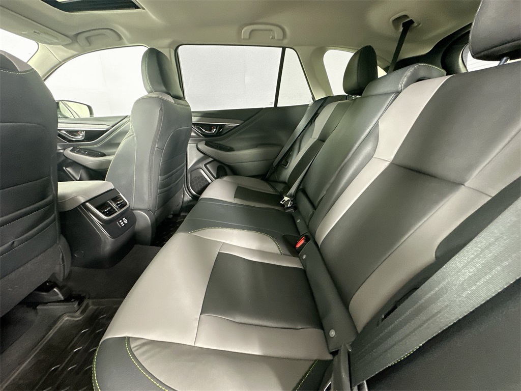 2025 Subaru Outback Onyx Edition photo 25