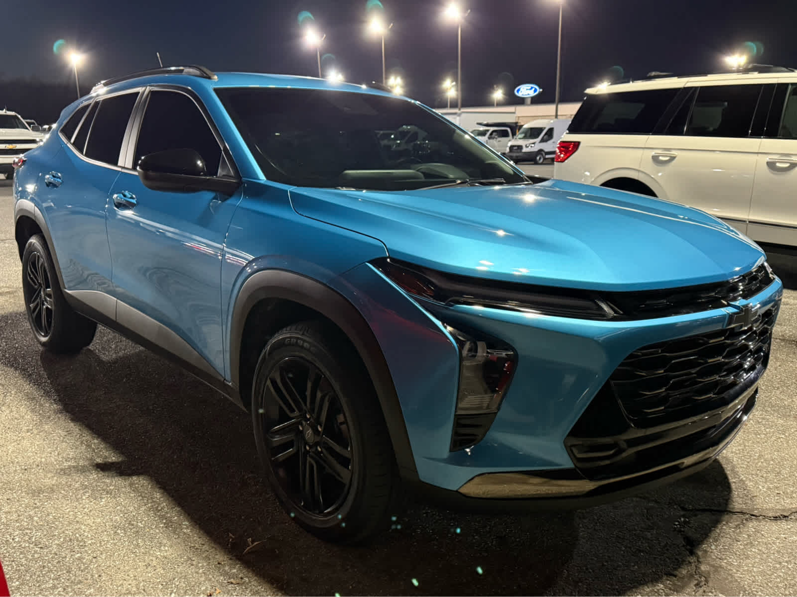 2025 Chevrolet Trax ACTIV photo 2