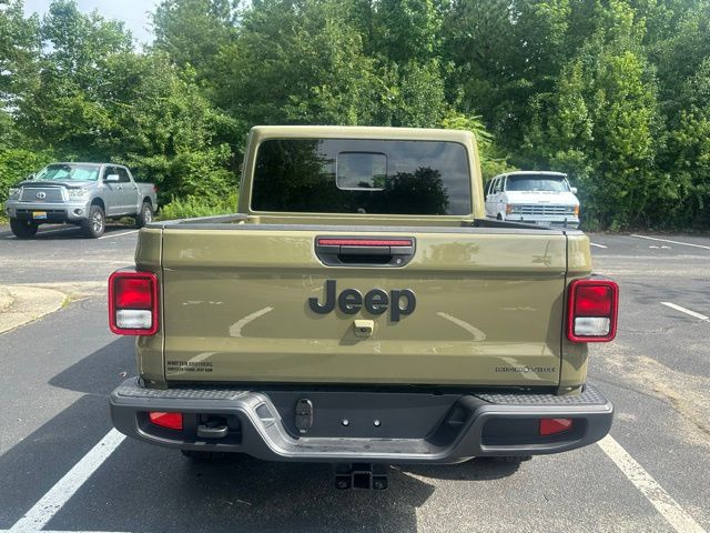 2025 Jeep Gladiator Sport photo 6