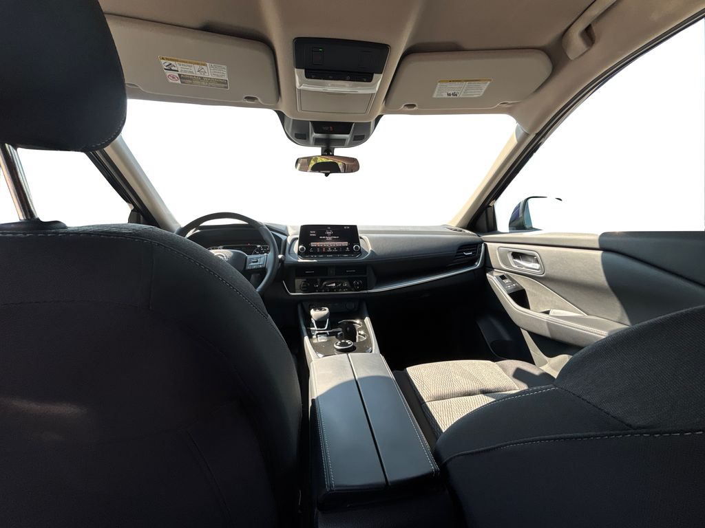 2026 Nissan Rogue SV photo 15