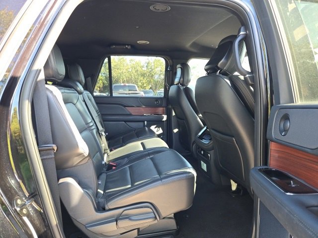 2024 Lincoln Navigator L Premiere photo 7
