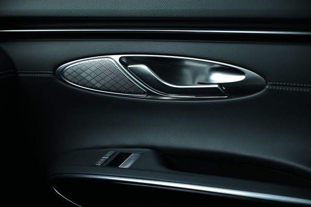 2025 Genesis GV70 2.5T photo 41