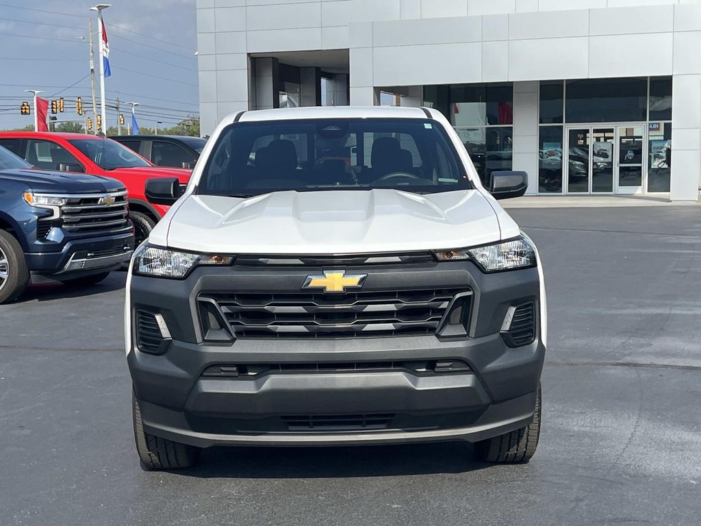 2023 Chevrolet Colorado Work Truck photo 2