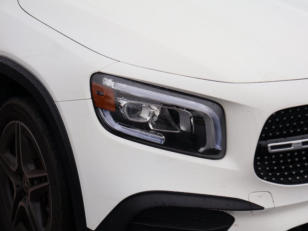 2021 Mercedes Benz GLB 250 4MATIC photo 4