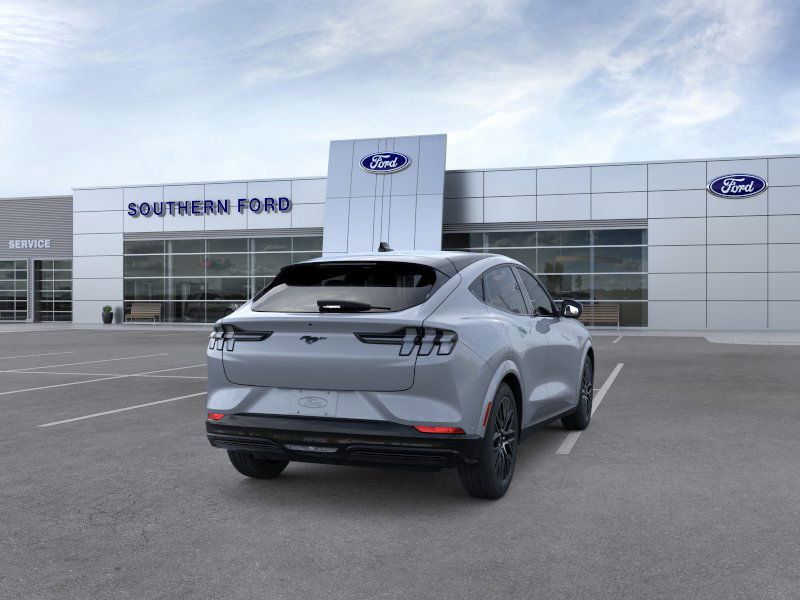 2025 Ford Mustang Mach-E Premium photo 7