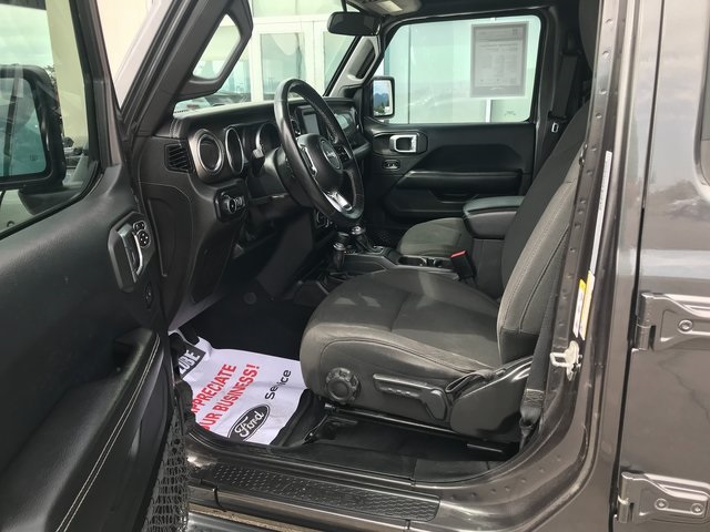 2018 Jeep Wrangler Unlimited Sahara photo 7