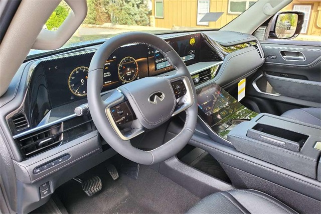 2025 Infiniti QX80 Sensory photo 4