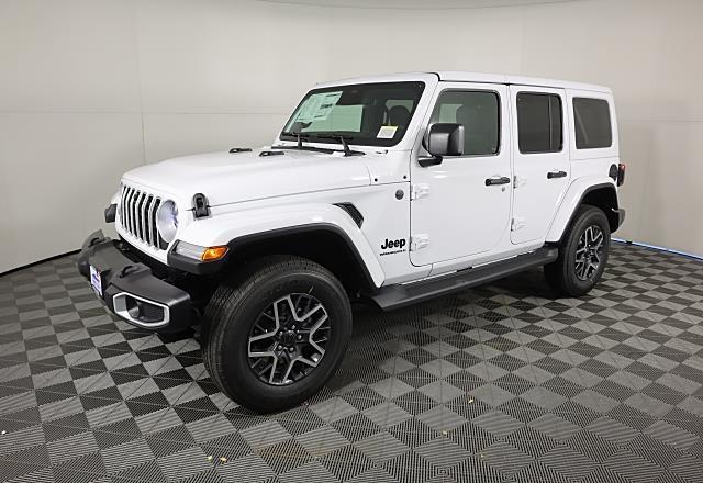 2026 Jeep Wrangler 4-Door Sahara's photo