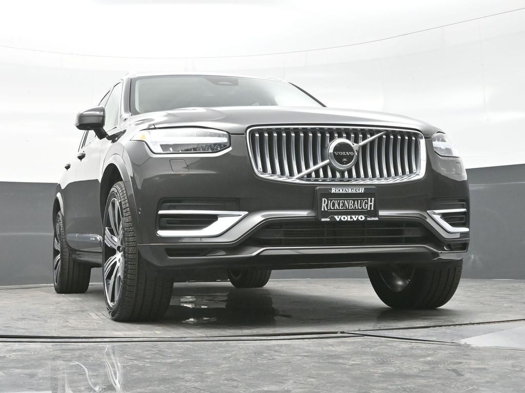 2024 Volvo XC90 T8 Plus photo 18