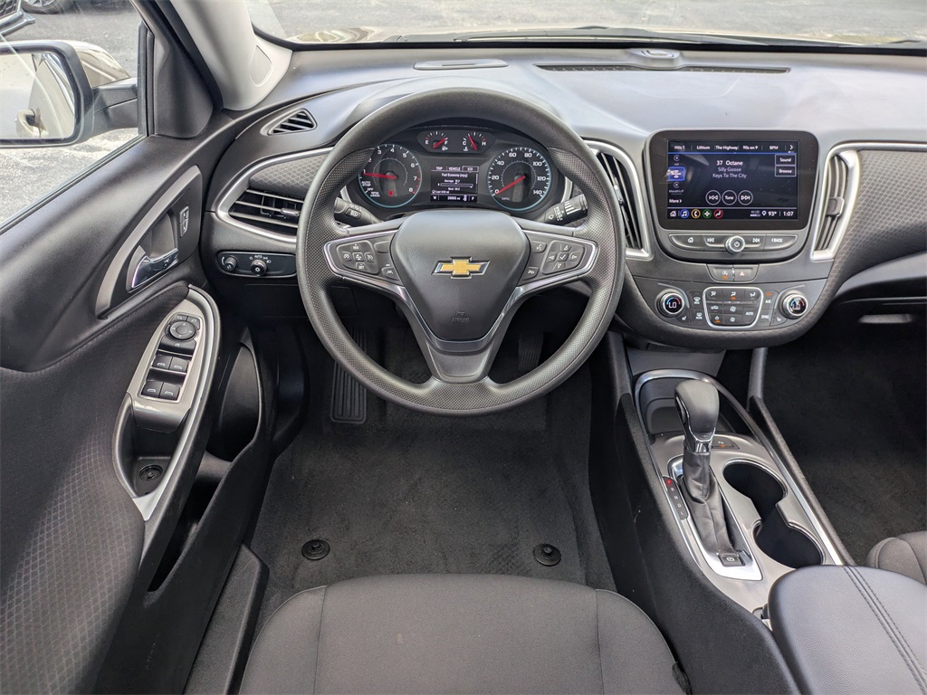 2024 Chevrolet Malibu 1LT photo 15