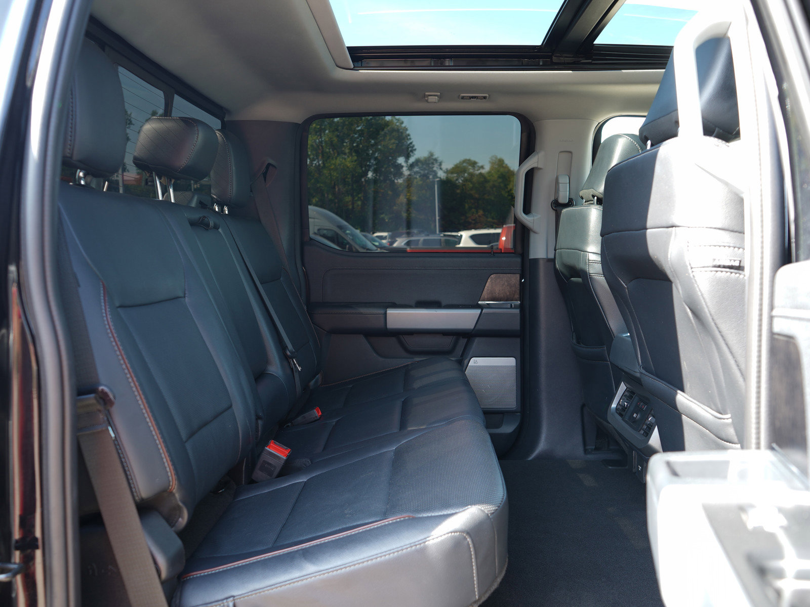 2023 Ford F-350 XL photo 13