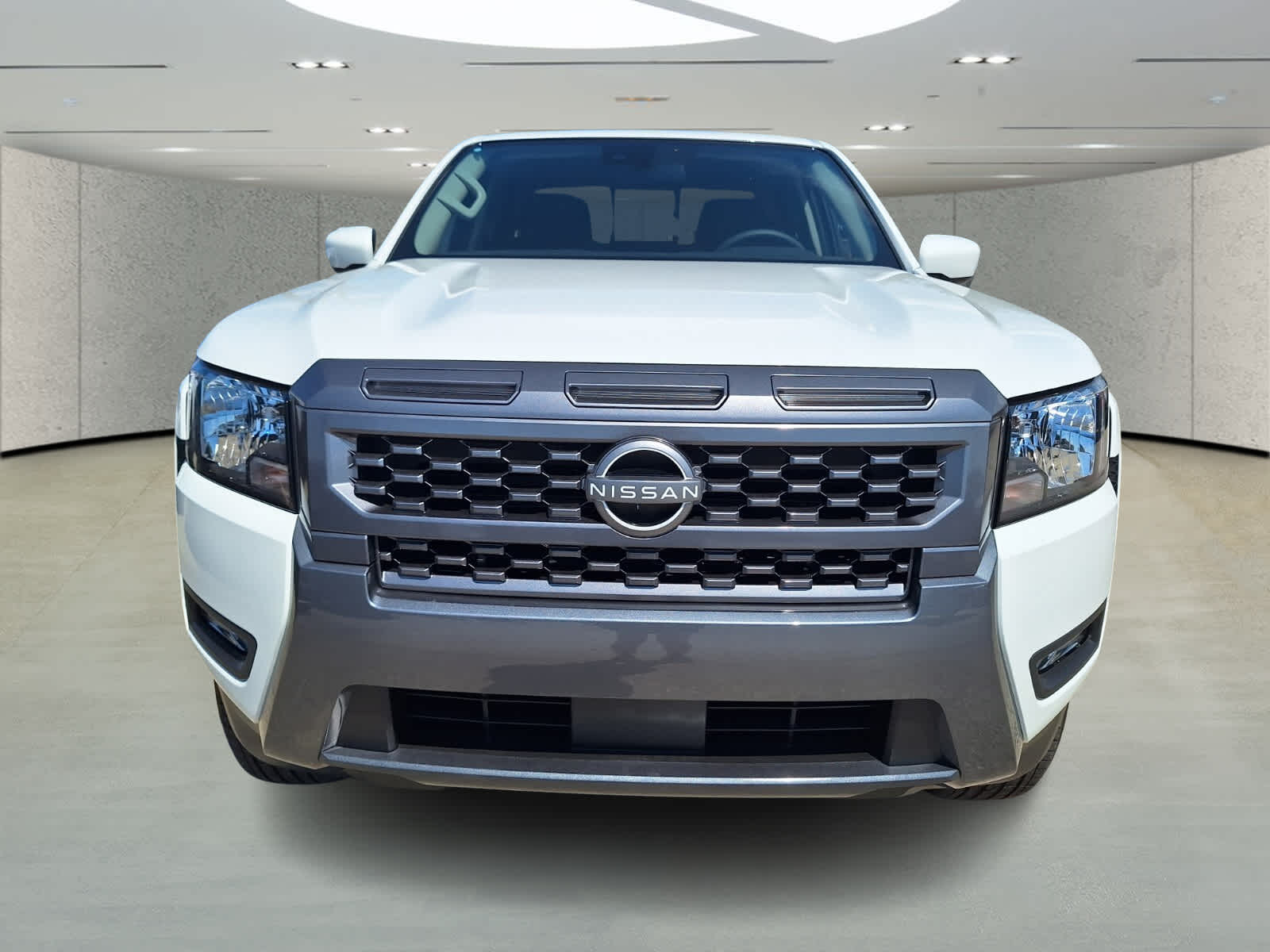 2025 Nissan Frontier Crew Cab SV photo 7
