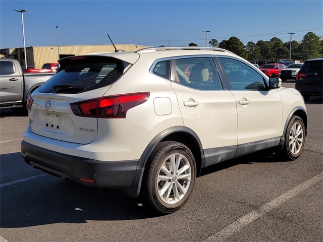 2019 Nissan Rogue Sport SV photo 3