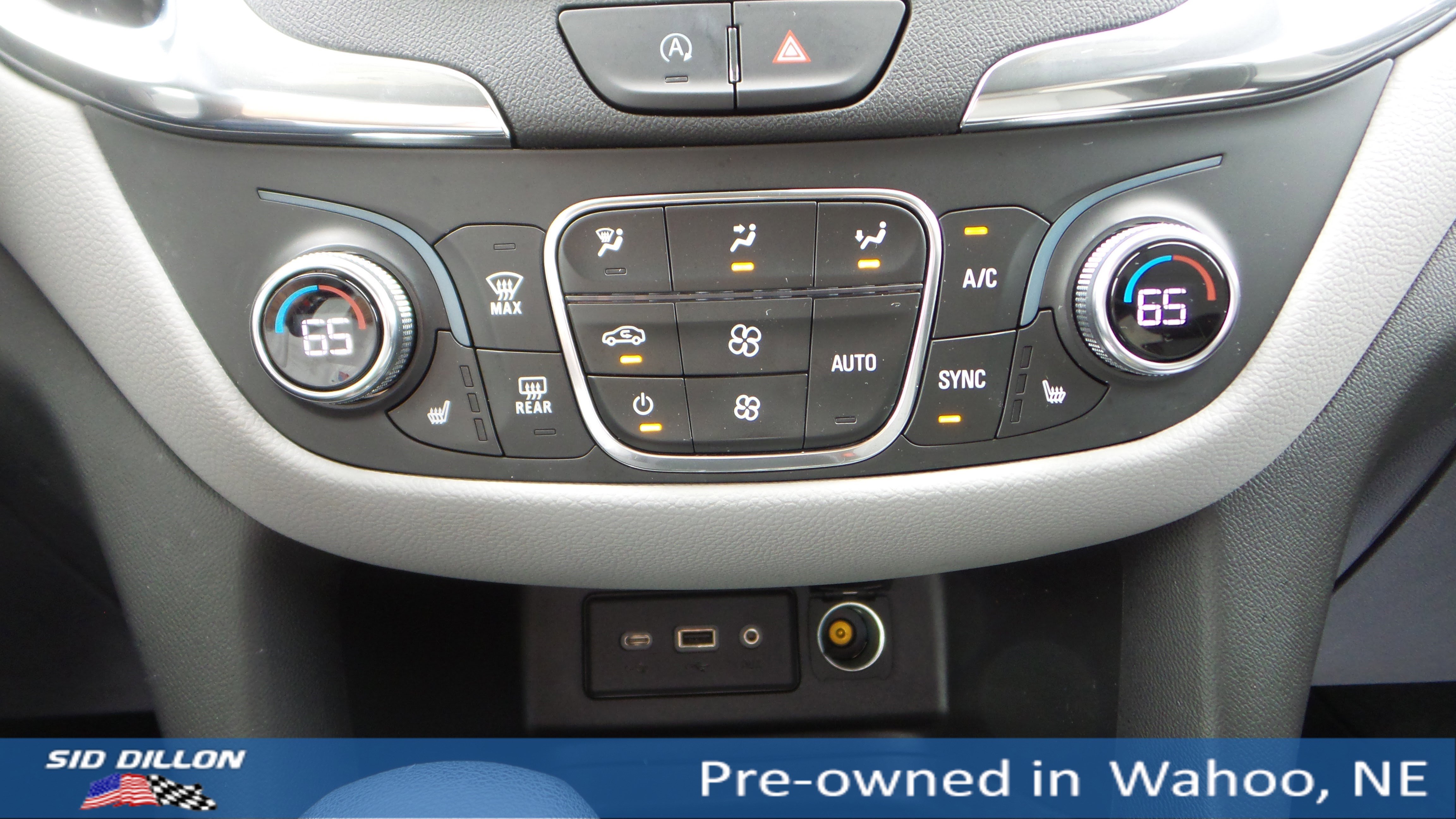 2022 Chevrolet Equinox LT photo 14