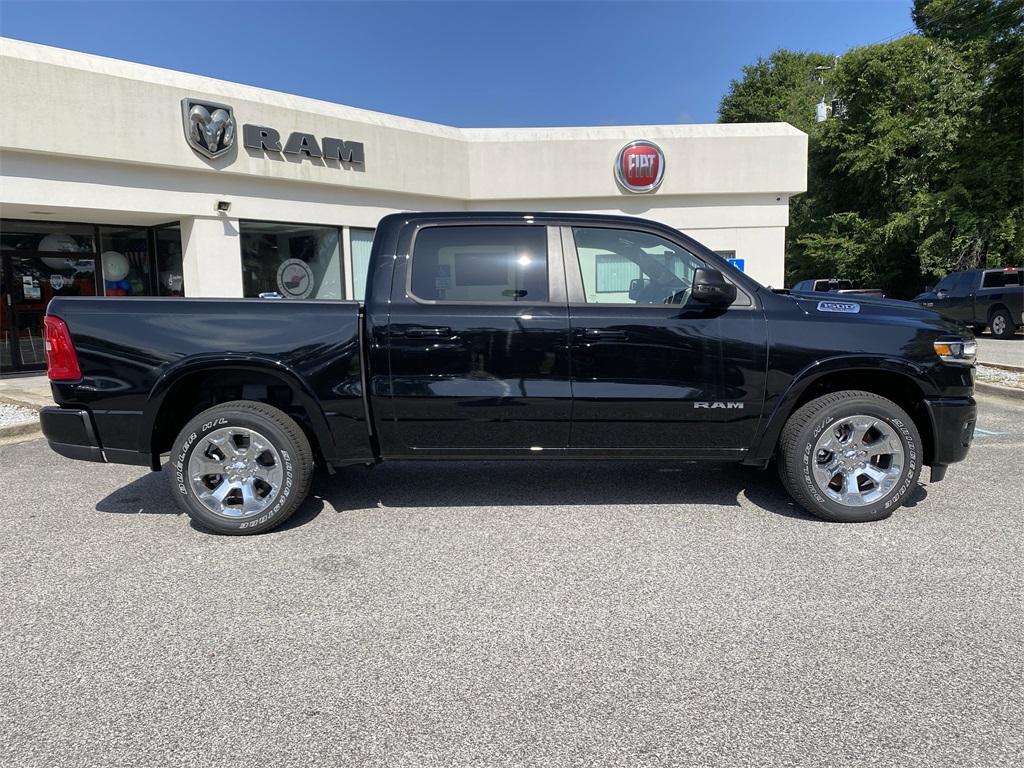 2025 Ram 1500 Big Horn Lone Star photo 9