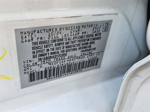 2025 Nissan Sentra S photo 17