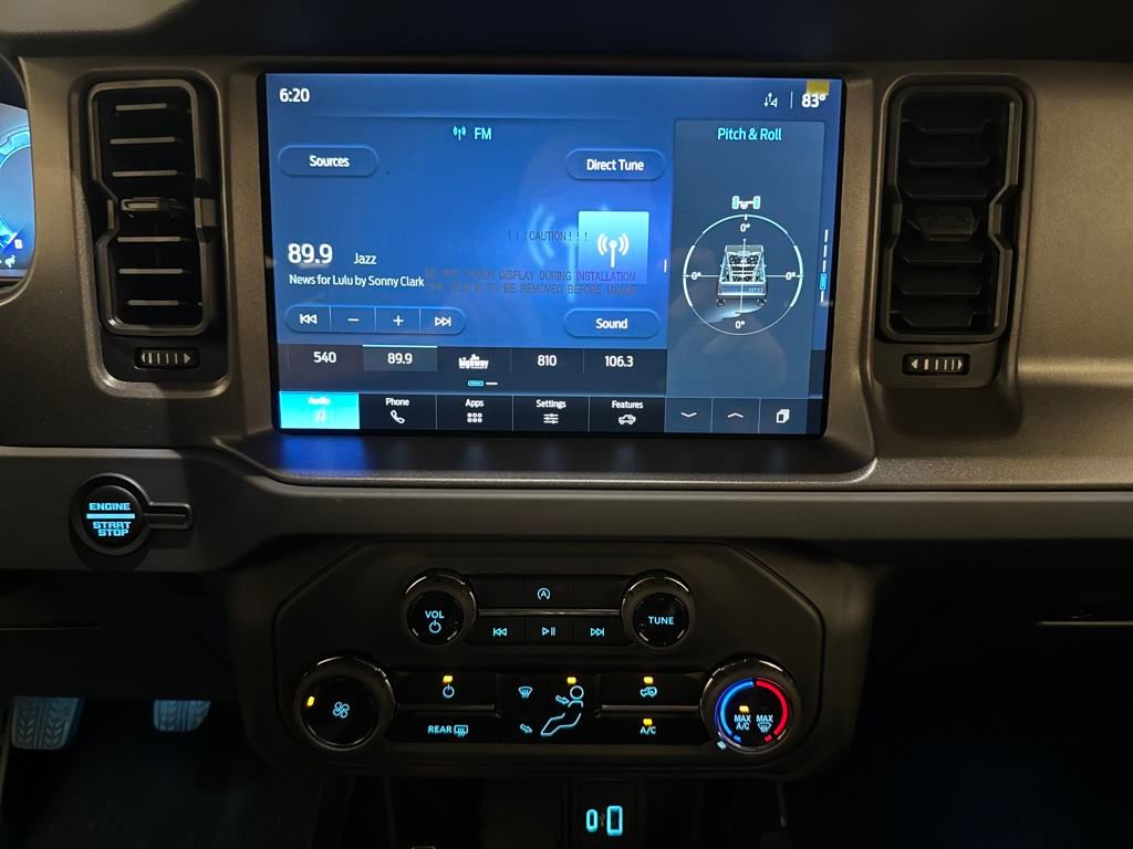 2025 Ford Bronco Base photo 9