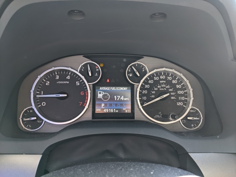 2017 Toyota Tundra SR5 photo 11