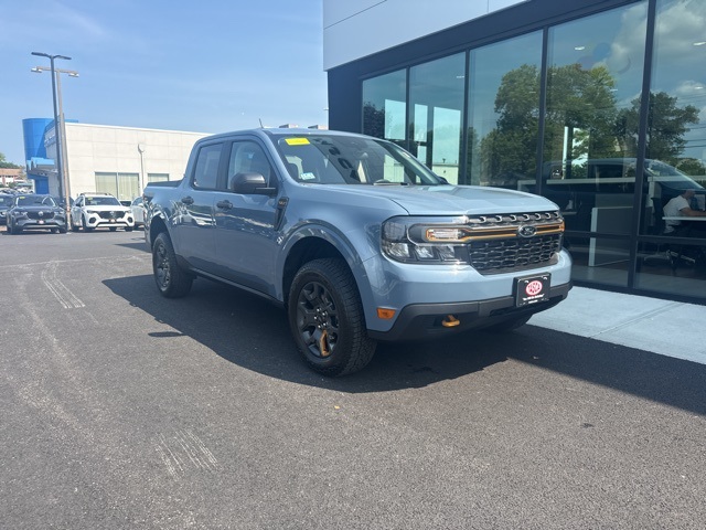 2024 Ford Maverick XLT's photo