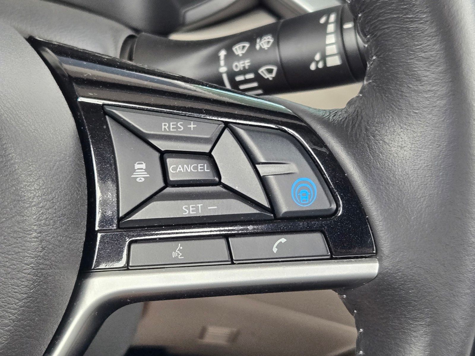 2024 Nissan Altima 2.5 SL photo 25