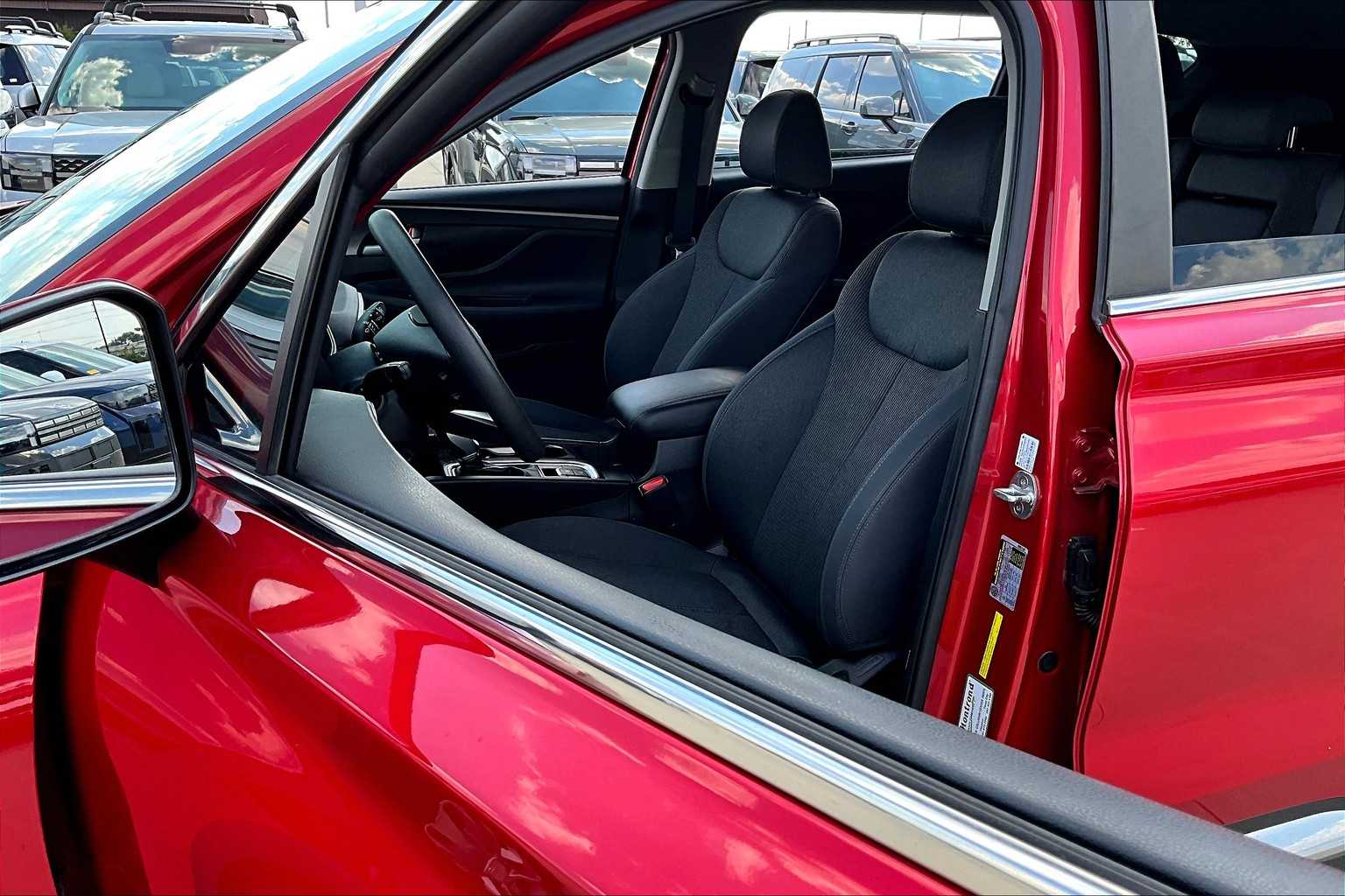 2020 Hyundai Santa Fe SE photo 7