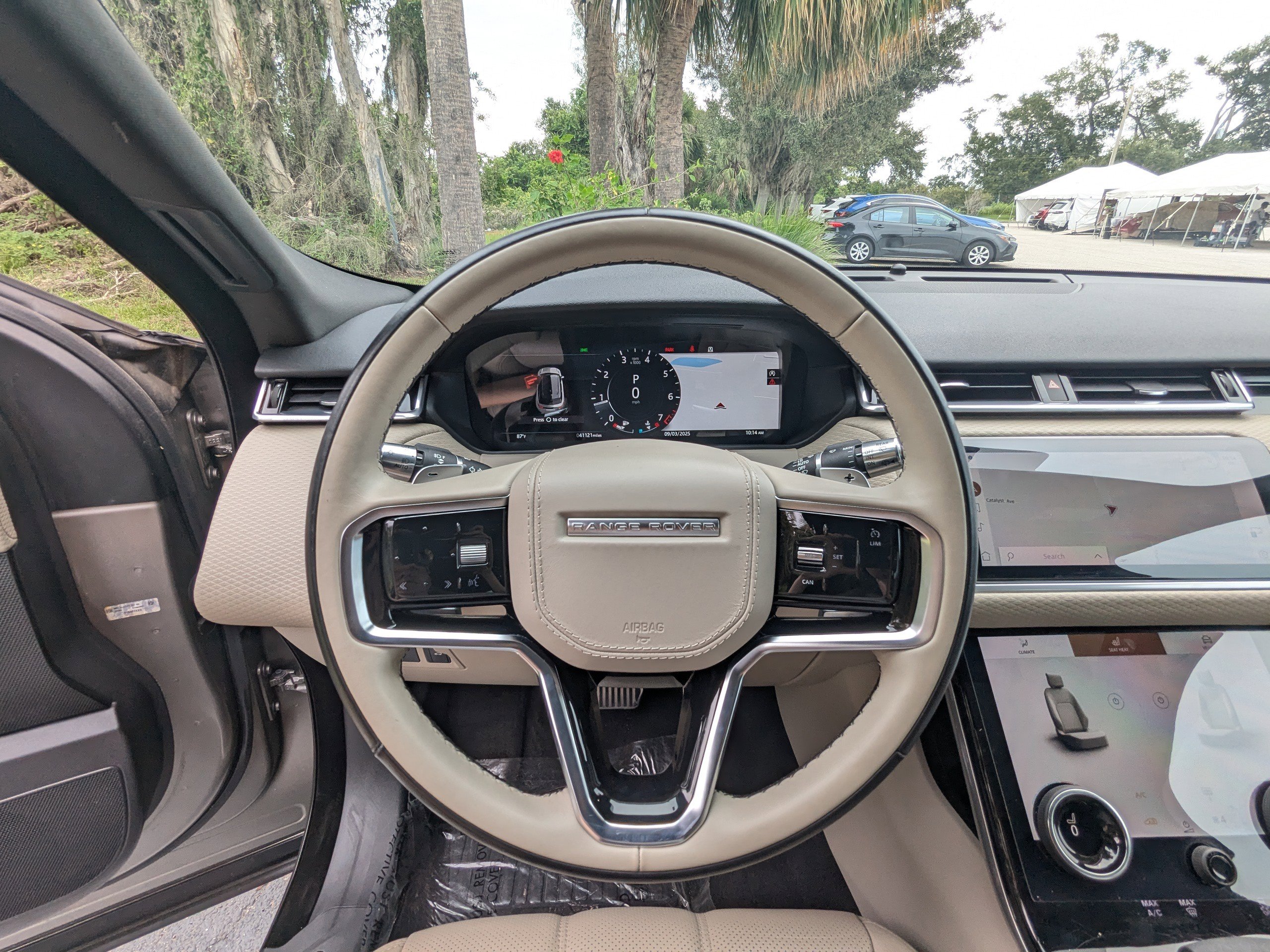 2021 Land Rover Range Rover Velar R-Dynamic S photo 28
