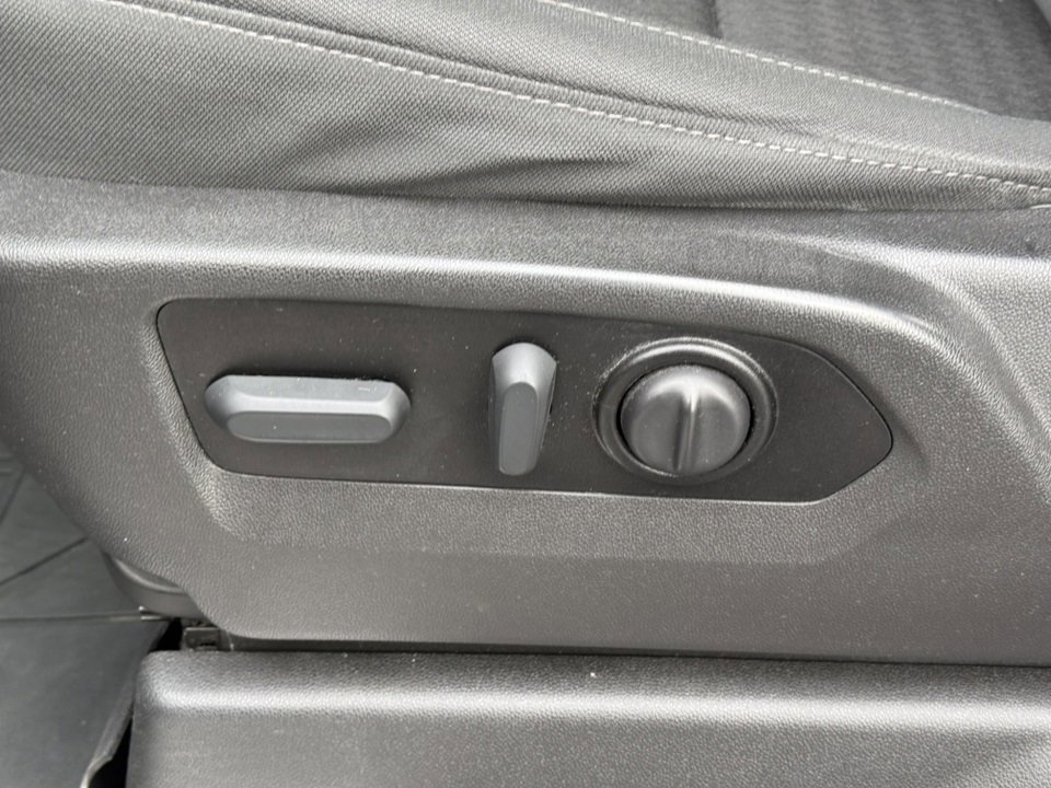 2021 CHEVROLET SILVERADO - Image 16