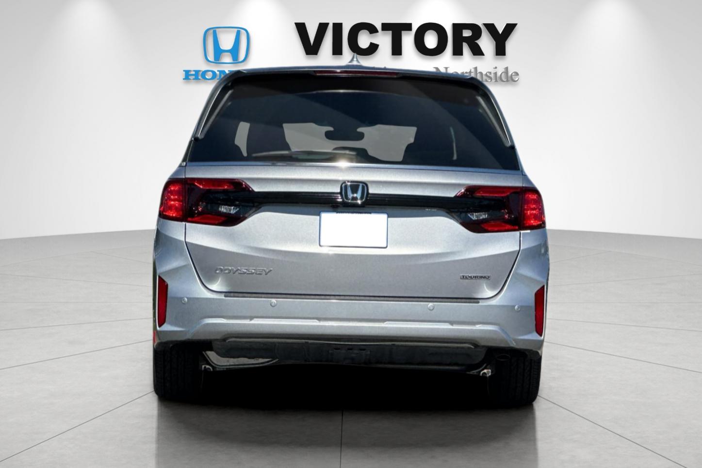 2026 Honda Odyssey Touring photo 4