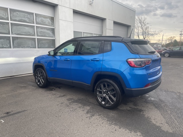 2026 Jeep Compass Limited Altitude photo 2