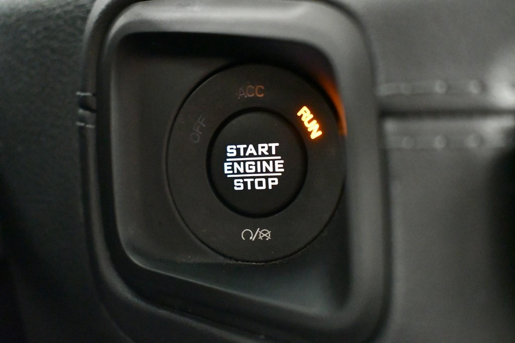 2024 Jeep Wrangler Sahara 4xe photo 22
