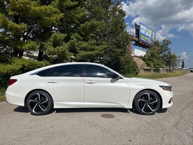 2022 Honda Accord 1.5T Sport SE photo 4