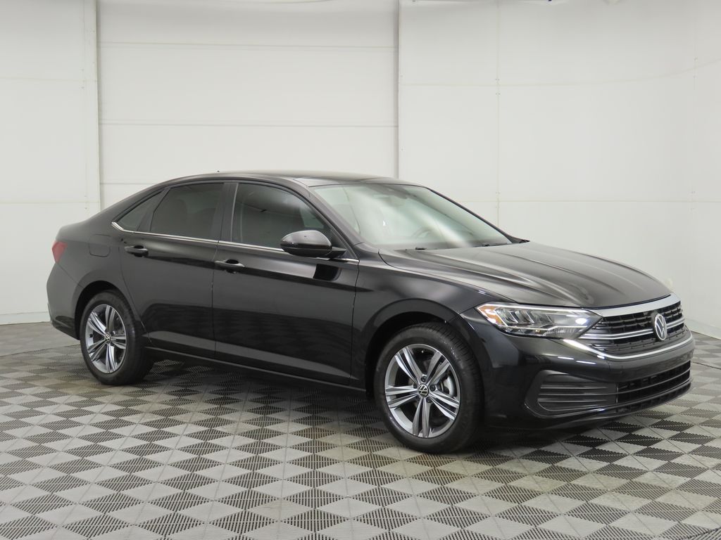 2024 Volkswagen Jetta 1.5T SE photo 3