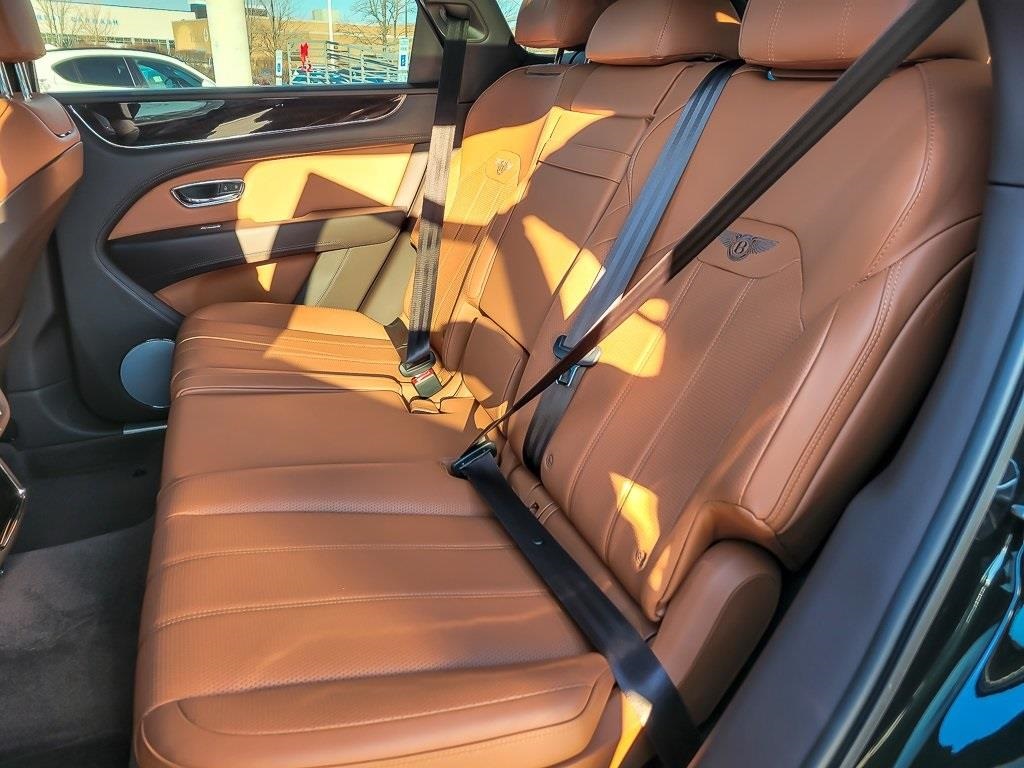 2021 BENTLEY BENTAYGA - Image 10