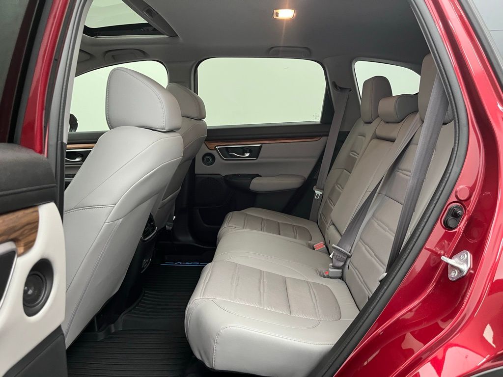 2022 Honda CR-V Hybrid Touring photo 31