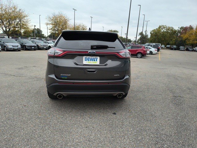 2018 Ford Edge SEL photo 4