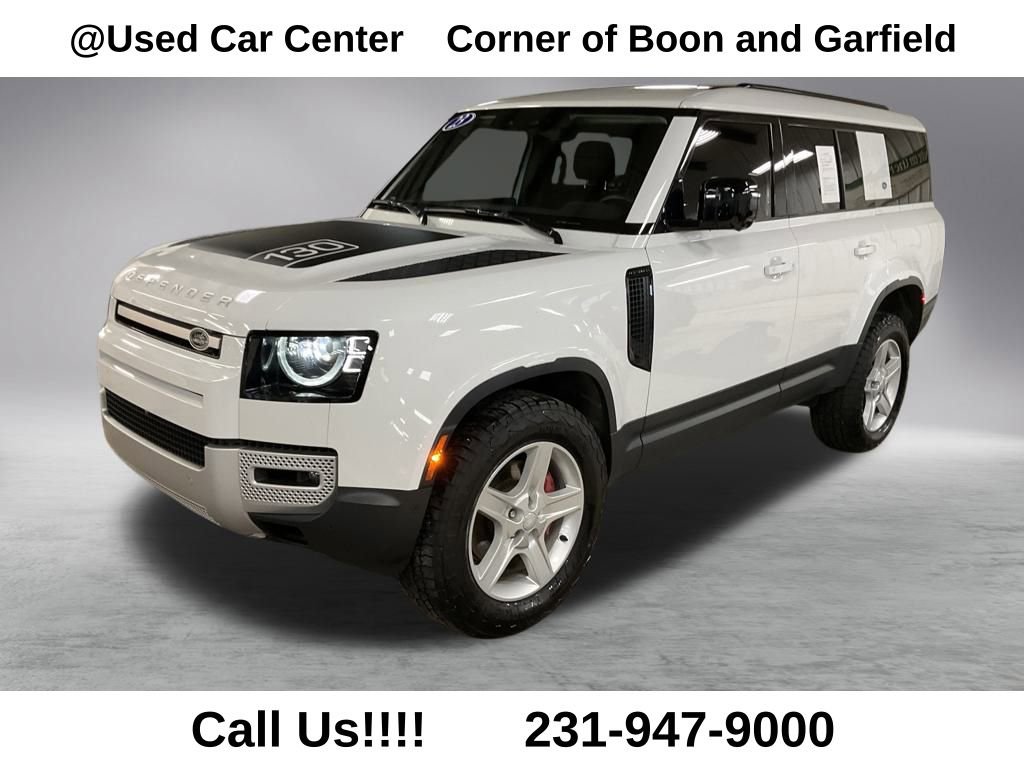 2023 Land Rover Defender SE's photo