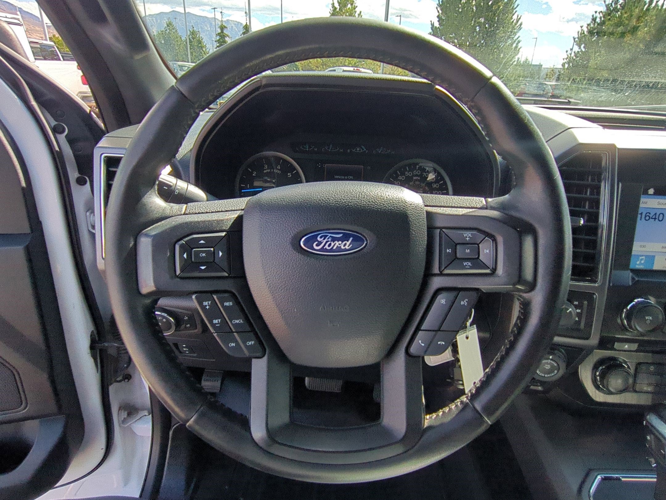 2017 Ford F-150 XLT photo 11
