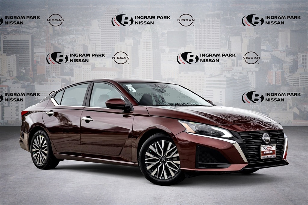 2024 Nissan Altima SV
