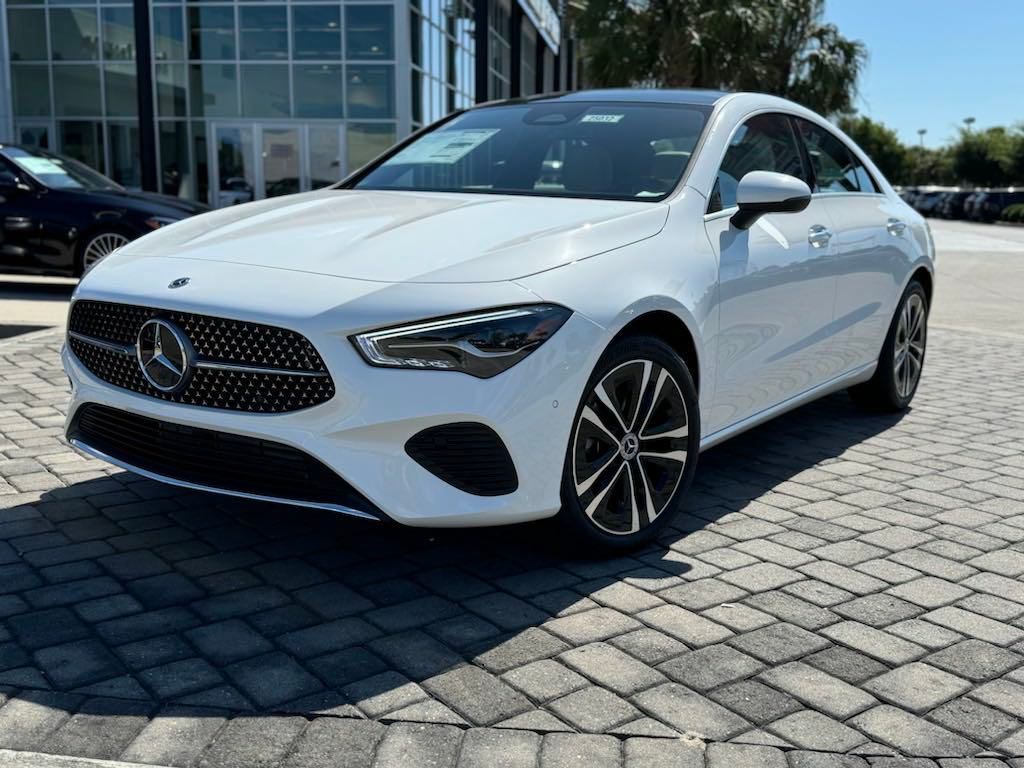 2025 Mercedes Benz CLA 250 photo 2