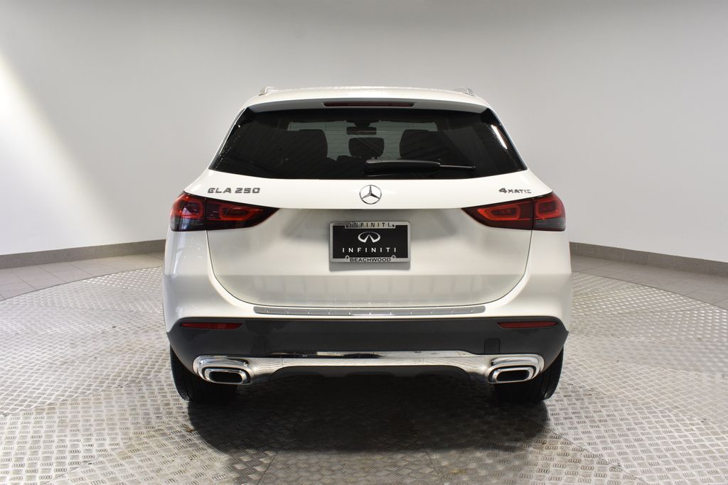 2023 Mercedes Benz GLA 250 4MATIC photo 4