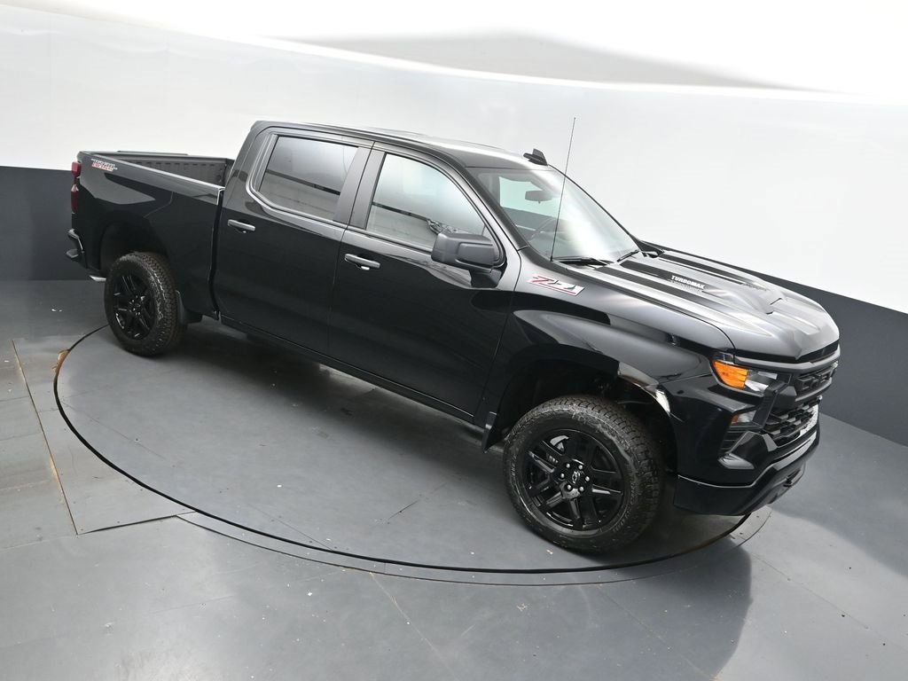 2026 Chevrolet Silverado Custom's photo