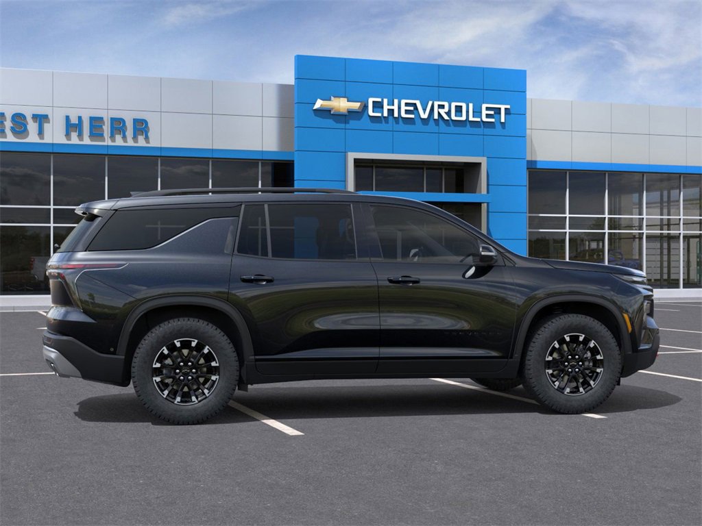 2026 Chevrolet Traverse Z71 photo 3