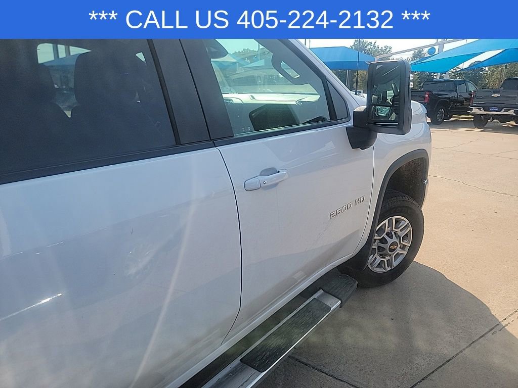 2024 Chevrolet Silverado 2500HD LT photo 25