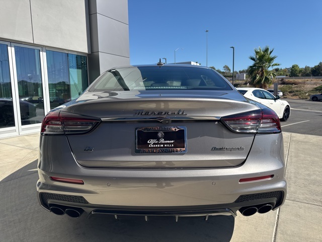 2022 Maserati Quattroporte Modena Q4 photo 6