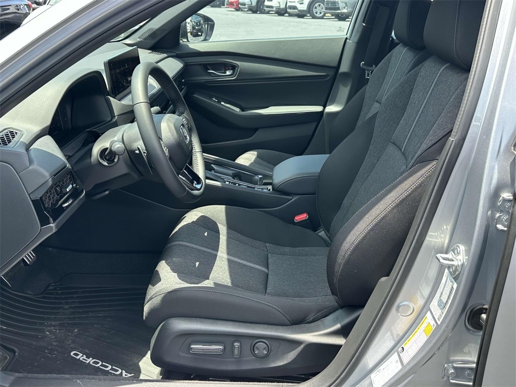 2025 Honda Accord Hybrid Sport photo 4